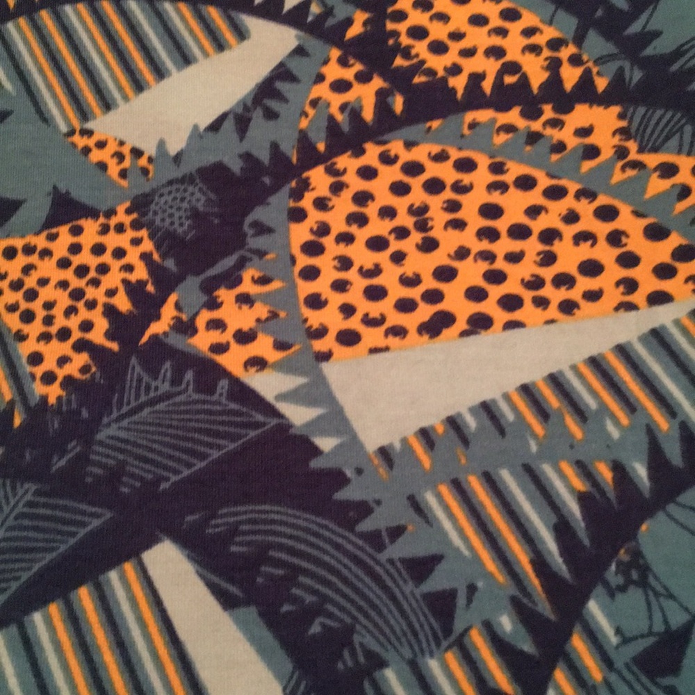 NWT Lularoe Randy 2xl - Picture 2 of 2